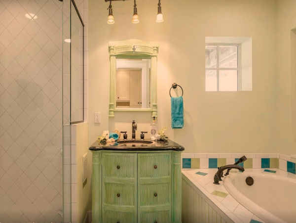 Unique Vacation Rental with Harbor Views in Cape Coral
